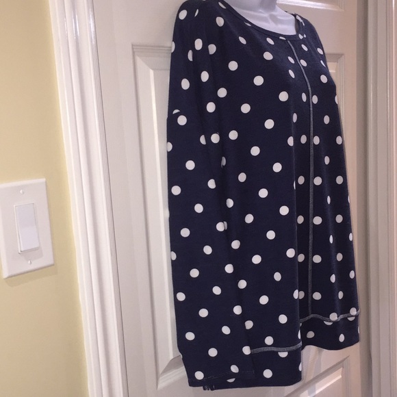 Cyrus Woman’s Navy & White Polka Dot Top Size XL - Picture 10 of 13